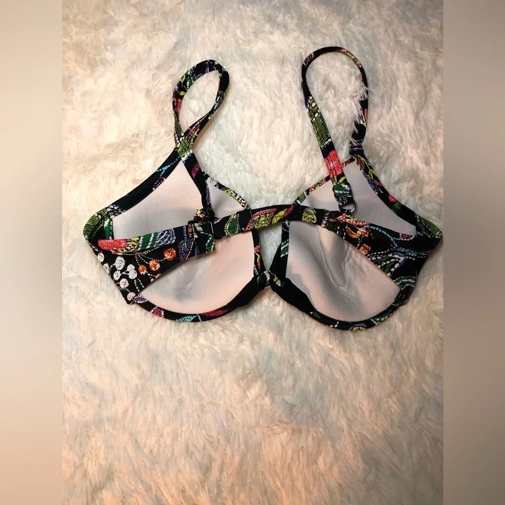 VENUS Black Bikini Top with tropical bright floral design size D